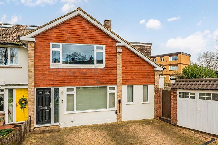 4 Bedroom End Terrace House For Sale In Elizabeth Gardens, Sunbury-On-Thames, TW16