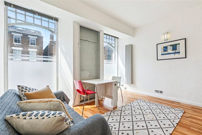 1 Bedroom Flat To Rent In Trinity Road, SW17