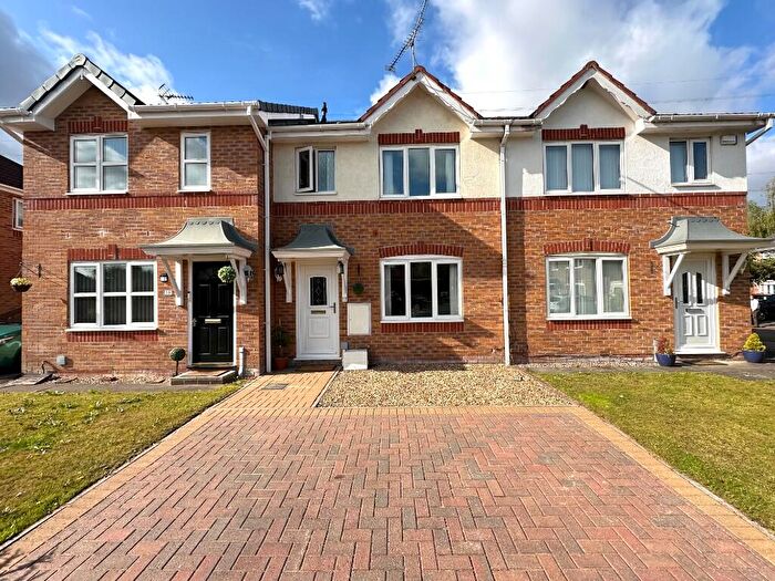 3 Bedroom Terraced House For Sale In Norwich Drive, Great Sutton, CH66