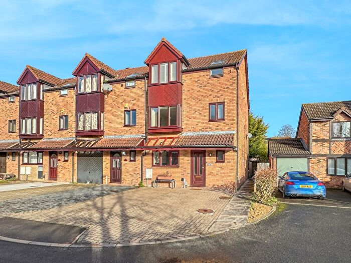 4 Bedroom End Of Terrace House For Sale In The Sycamores, Milton, CB24