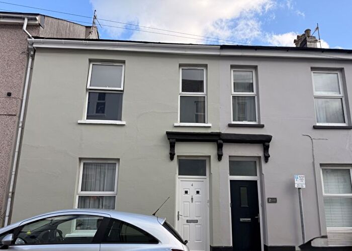 4 Bedroom Terraced House For Sale In Plym Street, Plymouth, PL4