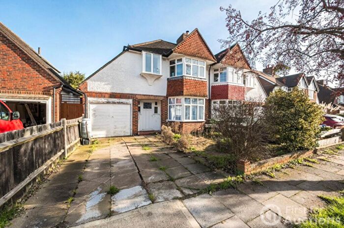 3 Bedroom Semi Detached House For Sale In Orme Road, Kingston Upon Thames, KT1