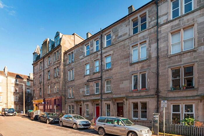 2 Bedroom Flat To Rent In , Bryson Road, Edinburgh, EH11
