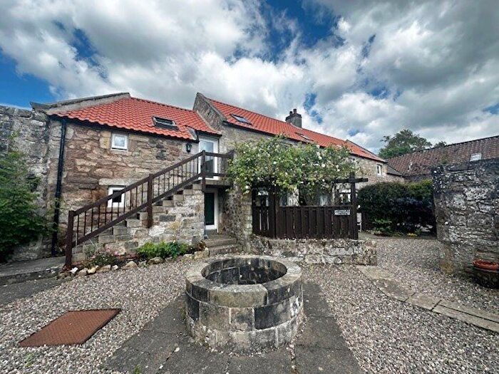 3 Bedroom Terraced House To Rent In Dron Court, Nr Dairsie, St Andrews, KY16