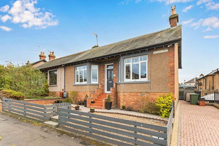 4 Bedroom Semi Detached House For Sale In Galadale Drive, Newtongrange, EH22