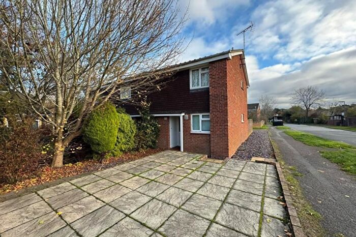 2 Bedroom Terraced House To Rent In Goldsworth Park, Woking, Surrey, GU21