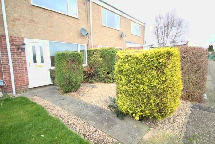 2 Bedroom Property To Rent In Valley Rise Desborough, NN14
