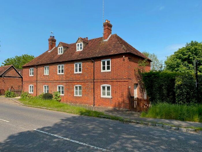 3 Bedroom End Of Terrace House For Sale In Nuneham Courtenay, OX44