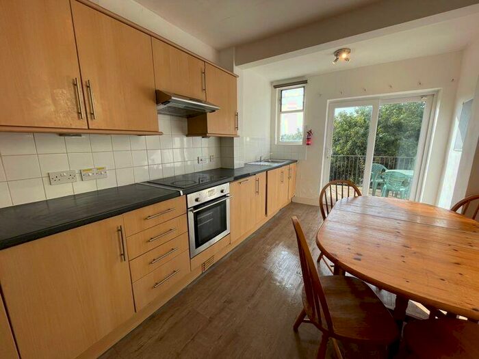 4 Bedroom Terraced House To Rent In Ewhurst Road, Brighton, BN2