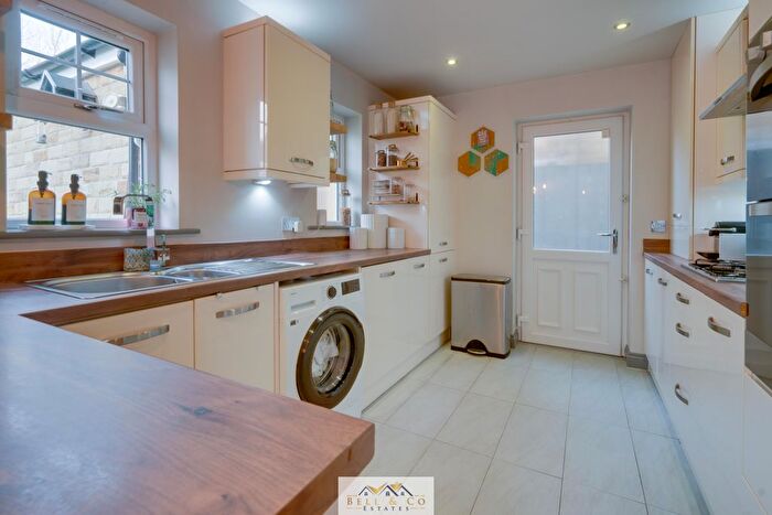 4 Bedroom Detached House For Sale In Main Street, North Anston, S25