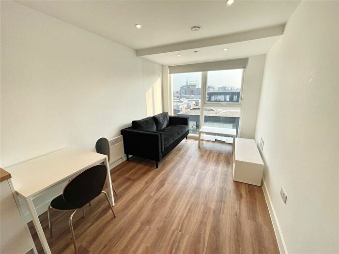 1 Bedroom Apartment To Rent In Trafford Road, Salford, Salford, M5