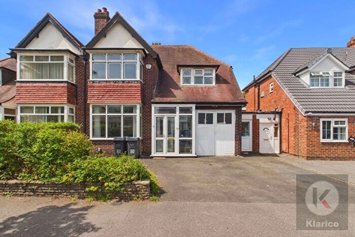 3 Bedroom Semi-Detached House For Sale In Wycome Road, Birmingham, B28