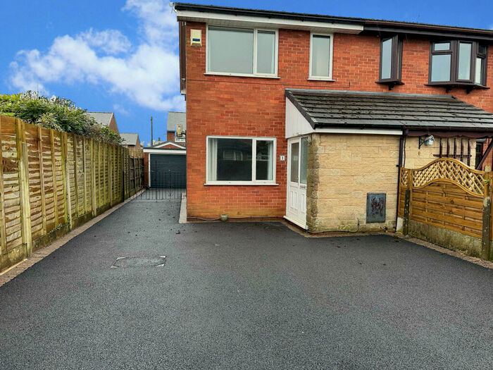 2 Bedroom Semi-Detached House To Rent In Fell View, Grimsargh Preston, PR2