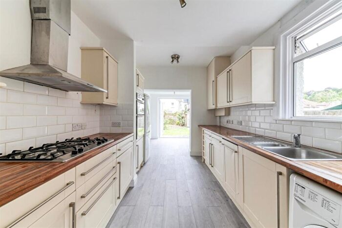 3 Bedroom End Of Terrace House For Sale In Elm Road, Purley, CR8