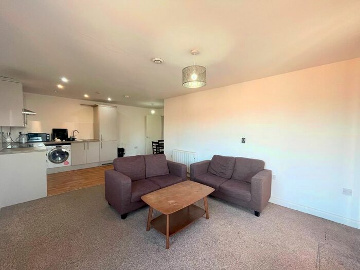 2 Bedroom Flat To Rent In Flat, Sangha Court, Regent Street, Leicester, LE1