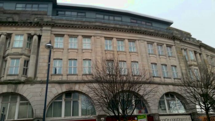 2 Bedroom Flat To Rent In Castle Street, City Centre, Swansea, SA1