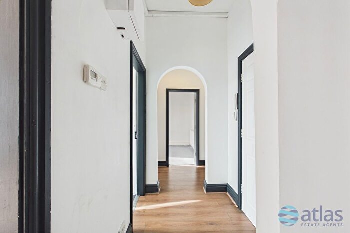2 Bedroom Flat To Rent In Ullet Road, Aigburth, L17