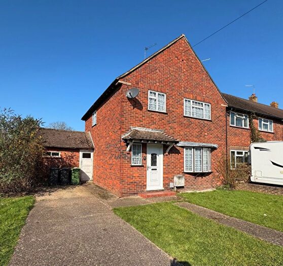 3 Bedroom Semi Detached House For Sale In Fir Tree Road, Guildford, GU1