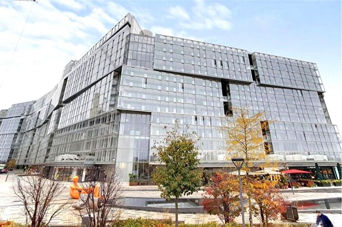 2 Bedroom Flat For Sale In Battersea Power Station, Circus Road West, London, SW11