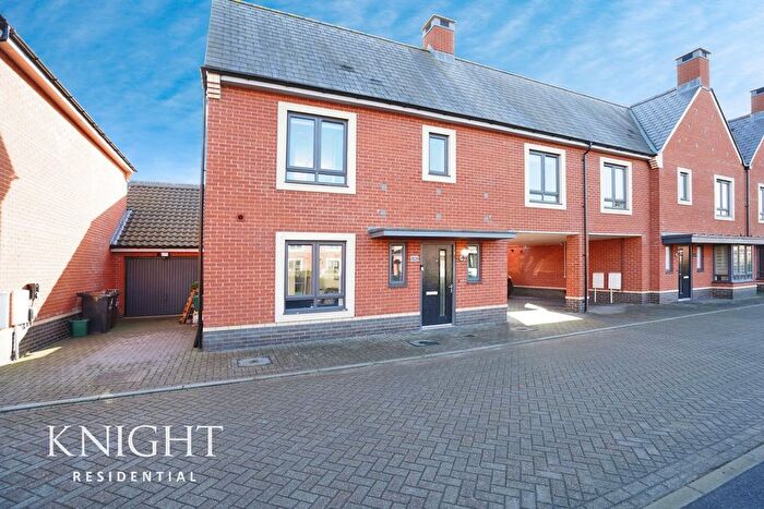 3 Bedroom Detached House For Sale In Mistley Road, Colchester, CO4