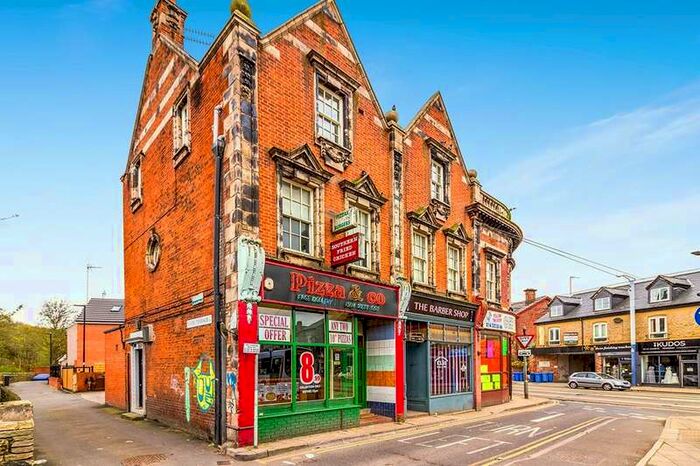 2 Bedroom Apartment To Rent In Holme Lane, Sheffield, South Yorkshire, S6