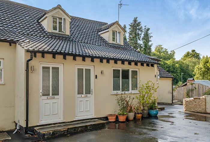 1 Bedroom Apartment For Sale In Woodchester Garage, Rooksmoor, Stroud, Gloucestershire, GL5