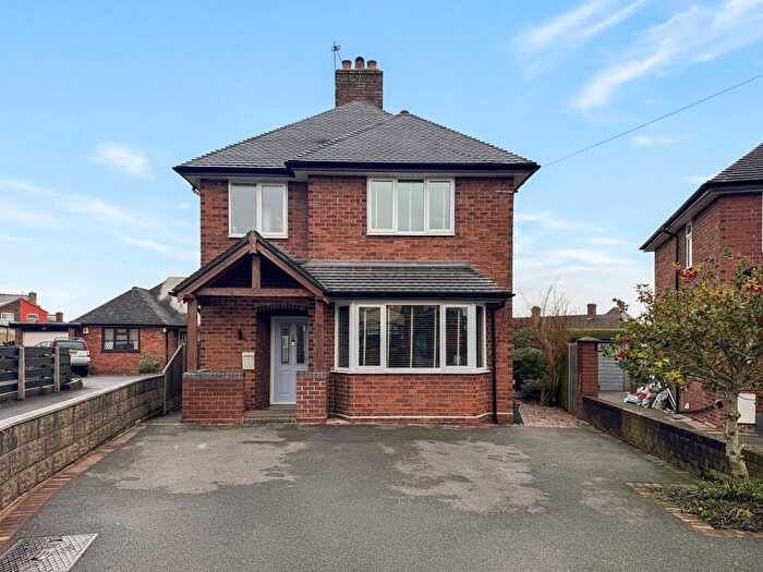 4 Bedroom Detached House For Sale In Kingsfield Oval, Basford, Stoke-On-Trent, ST4