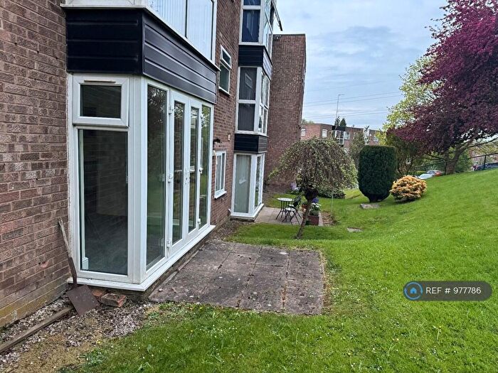 2 Bedroom Flat To Rent In Heywood Court, Middleton, Manchester, M24