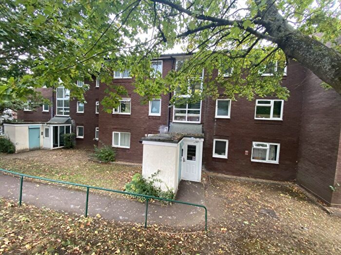 1 Bedroom Flat To Rent In Scrubbitts Square, Radlett, WD7