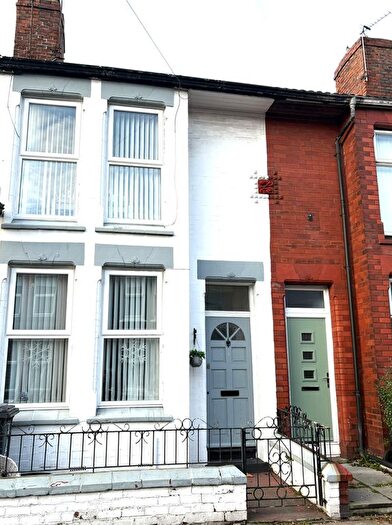 3 Bedroom Terraced House To Rent In Thornton Road, Bootle, L20