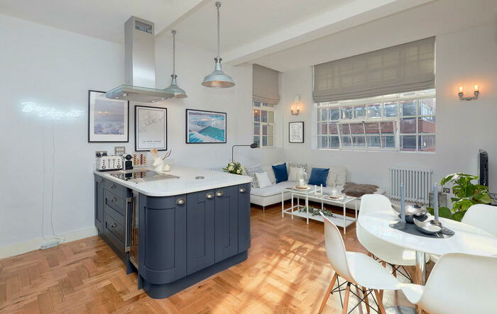 2 Bedroom Apartment To Rent In Great Charles Street, Queensway, Birmingham, B3