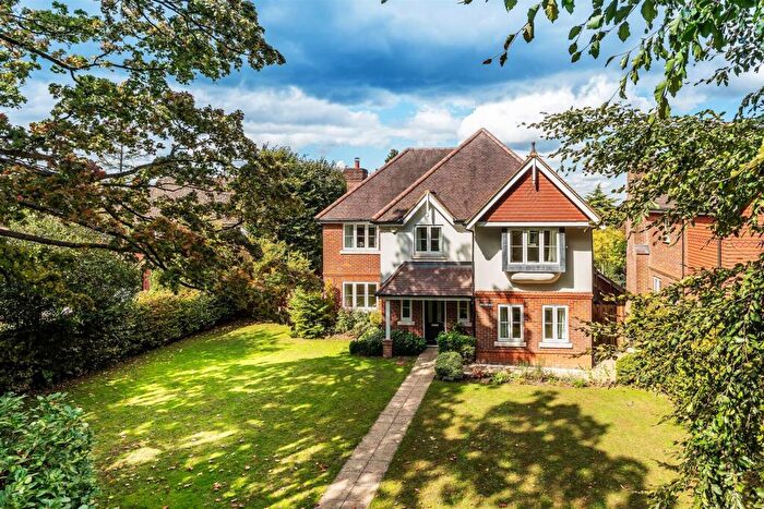 5 Bedroom Detached House For Sale In Leatherhead Road, Great Bookham, KT23