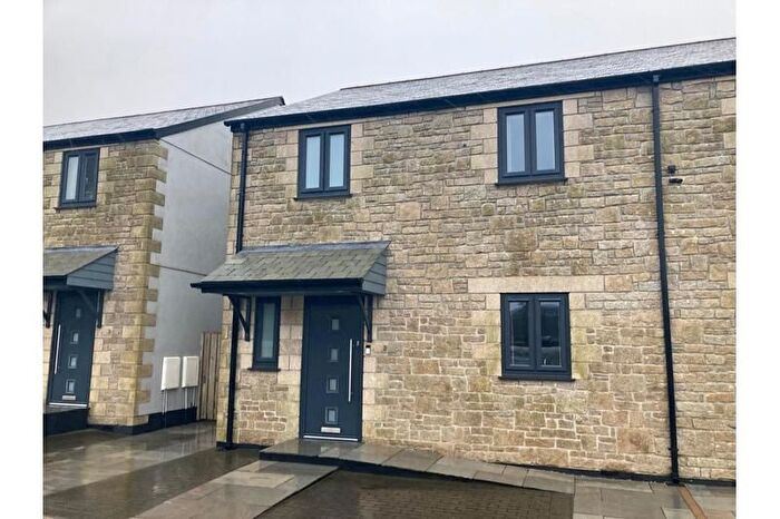 3 Bedroom End Of Terrace House To Rent In Higher Condurrow, Camborne, Cornwall, TR14