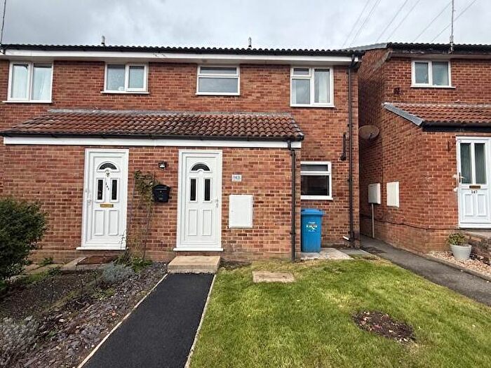 3 Bedroom House To Rent In Aspen Gardens, BH12