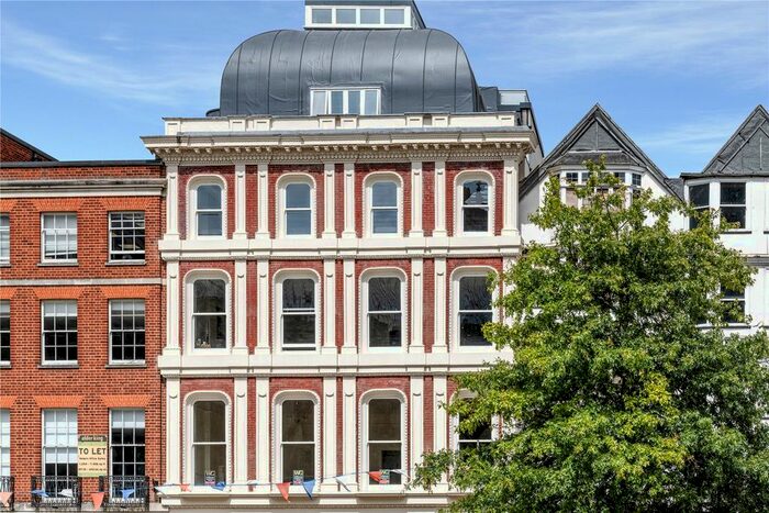 2 Bedroom Flat To Rent In Exeter, Devon, EX1