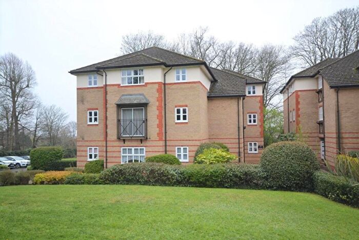 2 Bedroom Apartment To Rent In Ash Court, Balmore Park, Reading, RG4