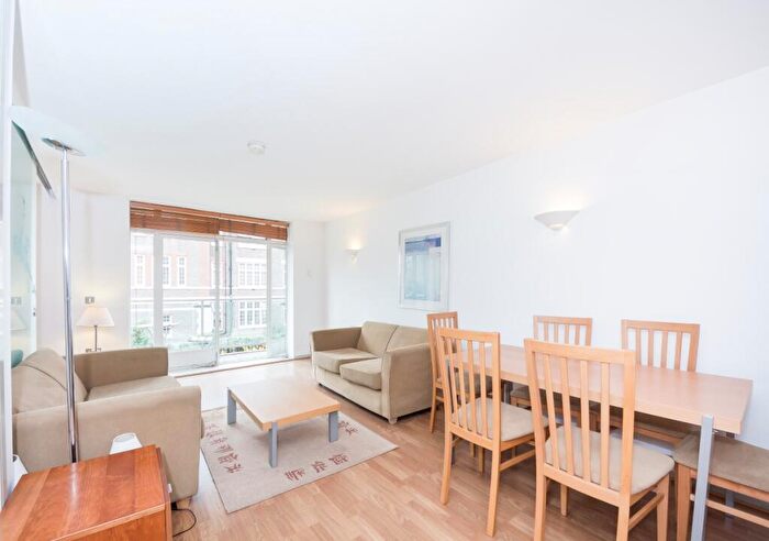 2 Bedroom Apartment To Rent In Myddelton Passage London, EC1R