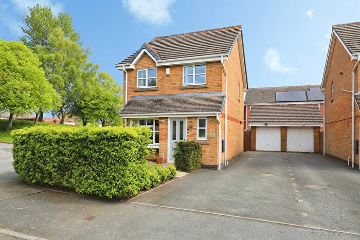 3 Bedroom Detached House For Sale In Malthouse Drive, Dudley, DY1