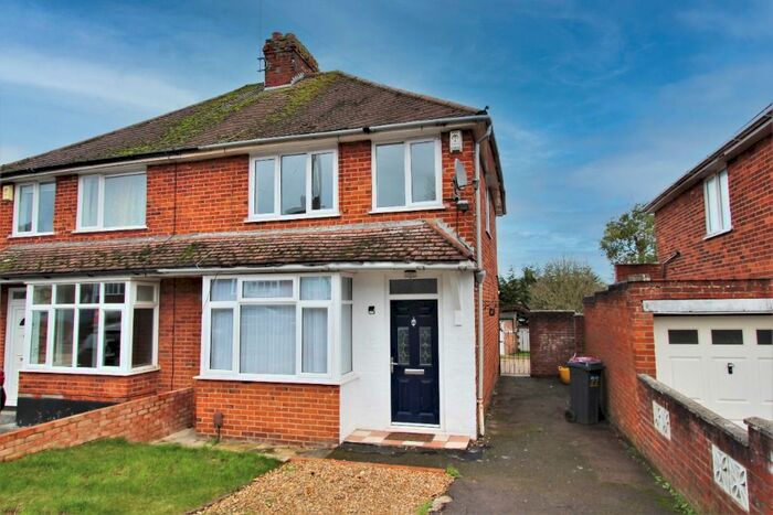 3 Bedroom Semi-Detached House To Rent In Grasmere Avenue, Tilehurst, Reading RG30