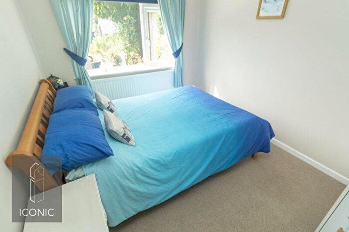 3 Bedroom Chalet For Sale In Laburnum Avenue, Taverham, Norwich, NR8