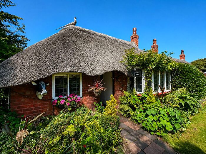 3 Bedroom Bungalow For Sale In Sallys Lane, Churchtown, PR9