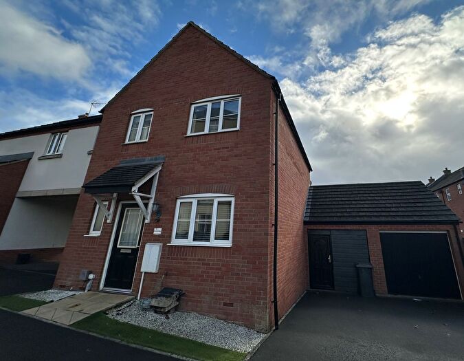 3 Bedroom Semi-Detached House To Rent In Vaughan Williams Way, Swindon, SN25