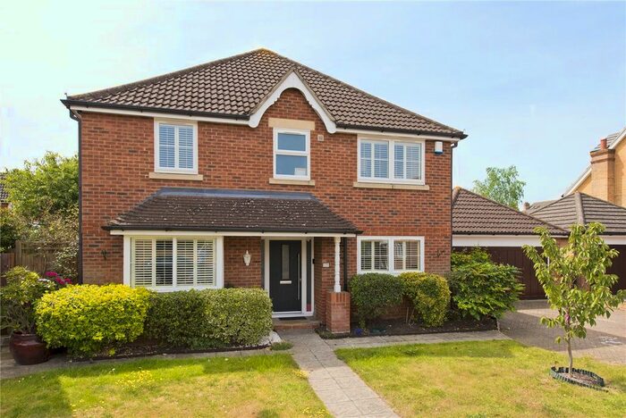 4 Bedroom Detached House To Rent In Lynwood Road, Thames Ditton, Surrey, KT7