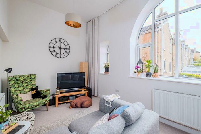 2 Bedroom Apartment To Rent In The Spire, Coronation Avenue, Bath, BA2