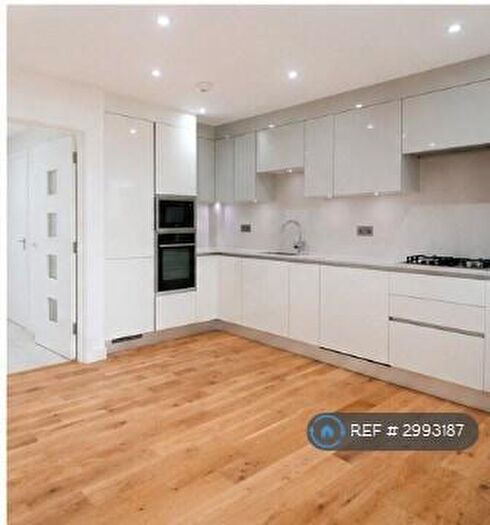 1 Bedroom Flat To Rent In Hibbert House, Maidenhead, SL6