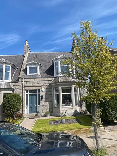 4 Bedroom Semi-Detached House To Rent In Belvidere Street, Aberdeen, AB25