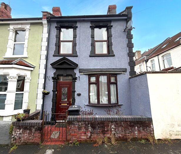 3 Bedroom End Terrace House For Sale In Agate Street, Bristol, BS3