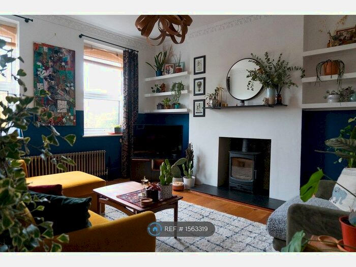2 Bedroom Flat To Rent In Ham Park Road, London, E7