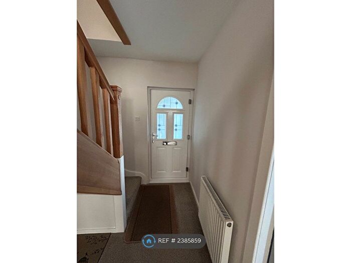 2 Bedroom Maisonette To Rent In Bruce Avenue, Inverness, IV3