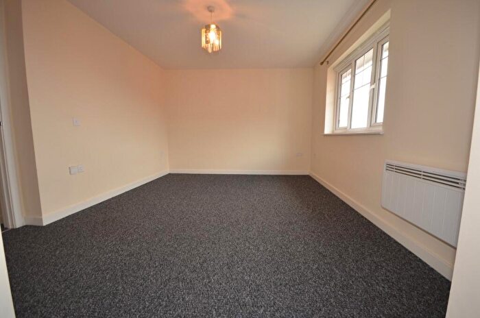 2 Bedroom Flat To Rent In Rathbone Court, Coventry, CV6